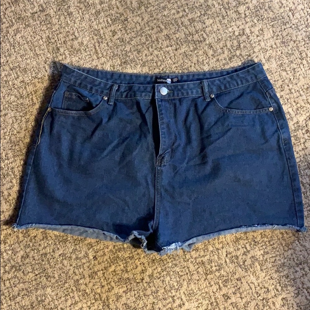 Boohoo Jean Shorts - Size 18